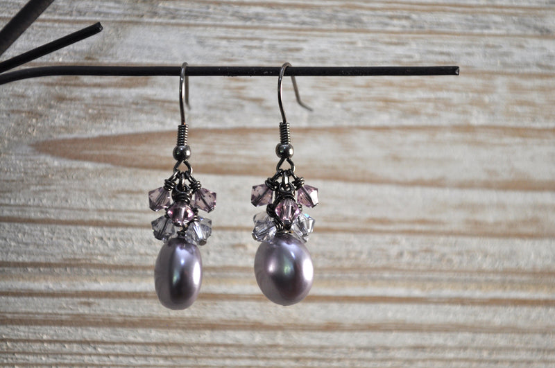 Bridesmaid purple pearl earring with lavender crystals
