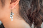 Teardrop earring with gray silver pearls